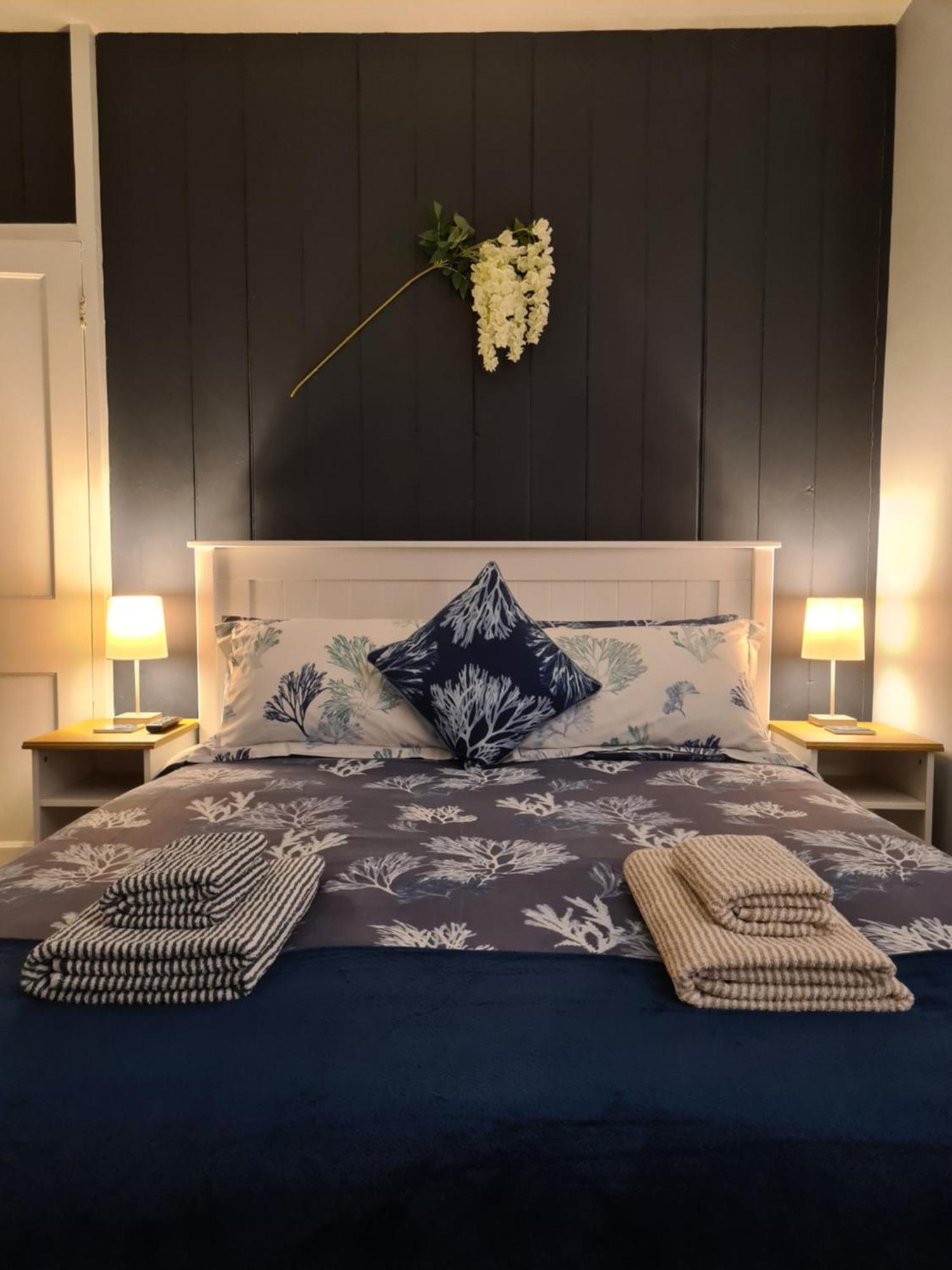 Vila The Hideaway - Luxury Townhouse Wareham Exteriér fotografie